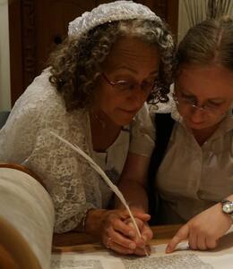 Jen Taylor Friedman and Rabbi Elyse Goldstein scribing
