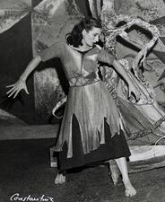 Bella Lewitzky in Lester Horton’s work Warsaw Ghetto, 1949.