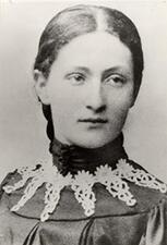 Rahel Straus c. 1900 Rahel Straus c. 1900