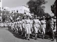 A unit of Israeli women soldiers marching in the “Yom Hamedina” parade in Tel Aviv’s Allenby Street, 1948.