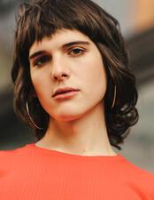 Hari Nef