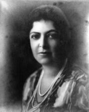 Helen DeRoy Helen DeRoy