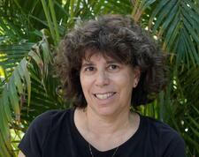 Janice Weizman Headshot