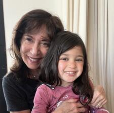 Frani Chung's mother and daughter