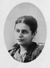 A studio portrait of Alice Goldmark Brandeis as a young woman
