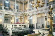 Turo Synagogue Interior