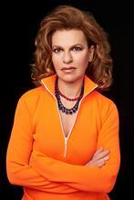 Sandra Bernhard