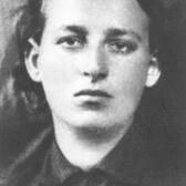 Frumka Plotniczki, activist and leader from Poland.