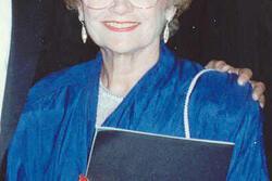 Estelle Getty at the 41st Emmy Awards, September 17, 1989