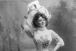 Anna Held cropped