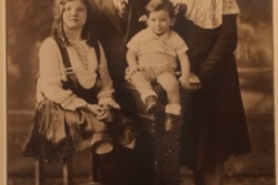 Kubzansky Family Portrait 