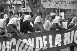 Mothers of the Plaza de Mayo (Madres de Plaza de Mayo)