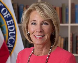 Betsy Devos, Offical Portrait