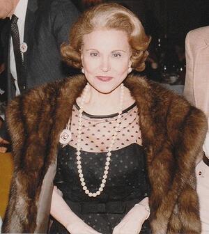 Esther Lederer, know as Ann Landers, 1983