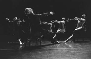 Anna Sokolow's Players' Project performing Sokolow's "Rooms," 2000