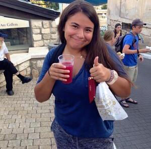 2016-2017 Rising Voices Fellow Eden Olsberg in Tsfat (Cropped)