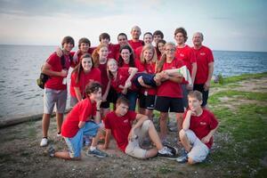 Volunteer Expeditions Group with Ocean Volunteer Expeditions Group with Ocean
