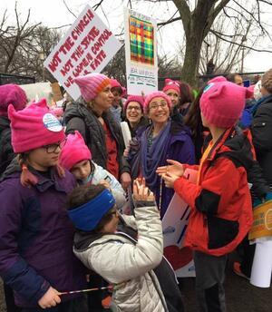 Judith Rosenbaum and daughter march on Washington