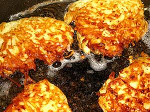 Frying Latkes