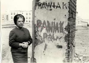 Black and white photograph of Miriam Novitch at Pawiak Prison in Warsaw