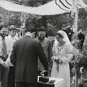 Emma & Walter Rous under chuppah