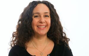 Sarah Levin Headshot
