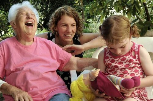 Alice Shalvi, Sally Gottesman, and Sally’s daughter Alice
