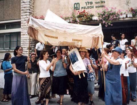 Pelech Religious Experimental High School for Girls, 2004