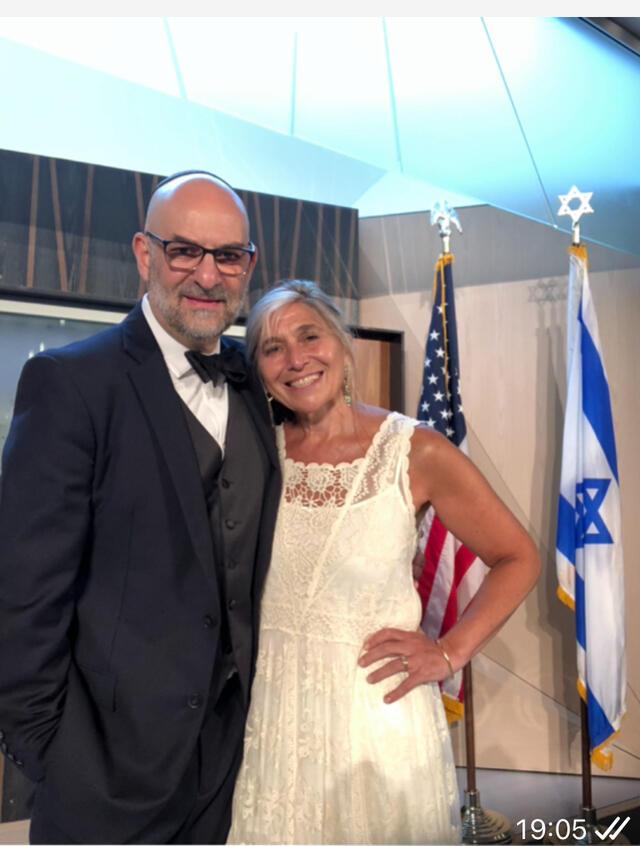 Rabbis Analía Bortz and Mario Karpuj