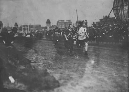 Bobbie Rosenfeld Running