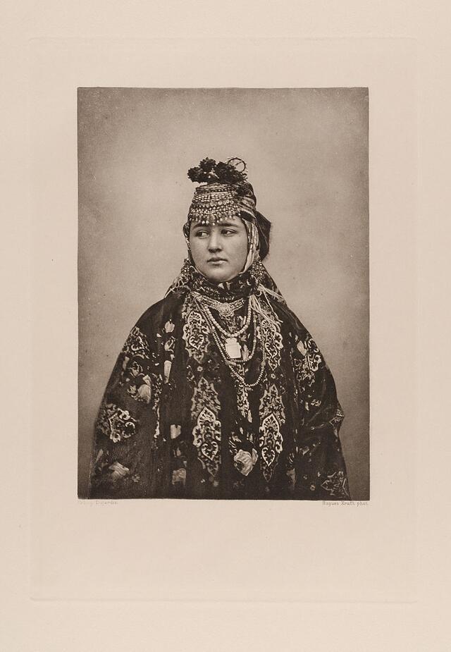 Jewish woman from Samarkand, Uzbekistan. 1902.