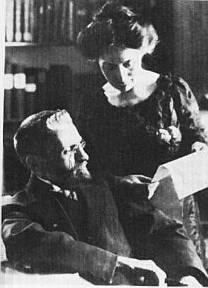 Hemdah and Eliezer Ben Yehuda, 1912