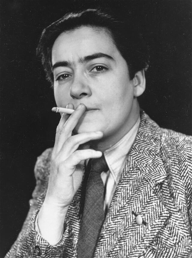 Frieda Belinfante Smoking