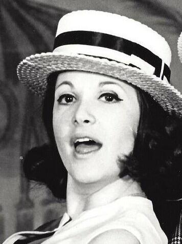Linda Lavin & Bill McCutcheon in the Off-Broadway's revue Wet Paint - publicity still (cropped)
