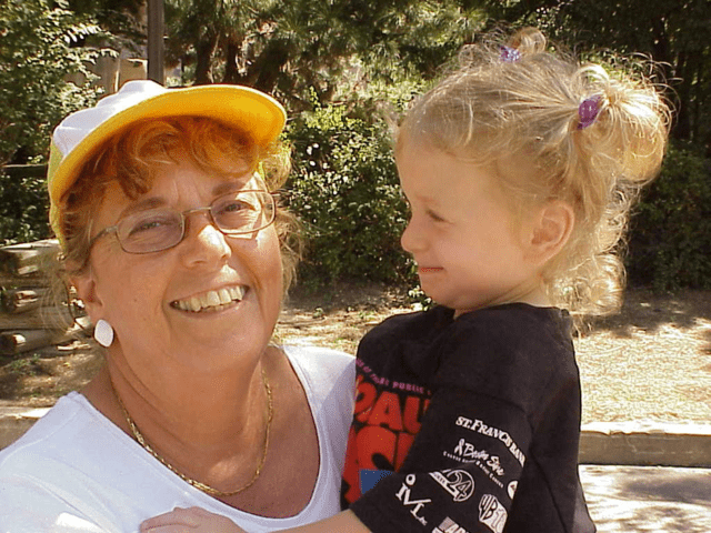 Rising Voices Fellow Sarah Biskowitz with Grandmother Helene