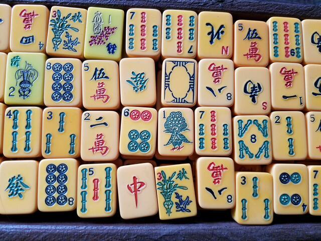Mah Jongg Tiles from the 1920s